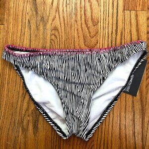NEW NWT KENNETH COLE REACTION Black White Zebra Hipster Swim Bikini BOTTOM Small